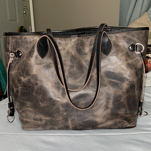Freebird by Steven Handbags - SUPER RARE Freebird by Steven Mara handbag